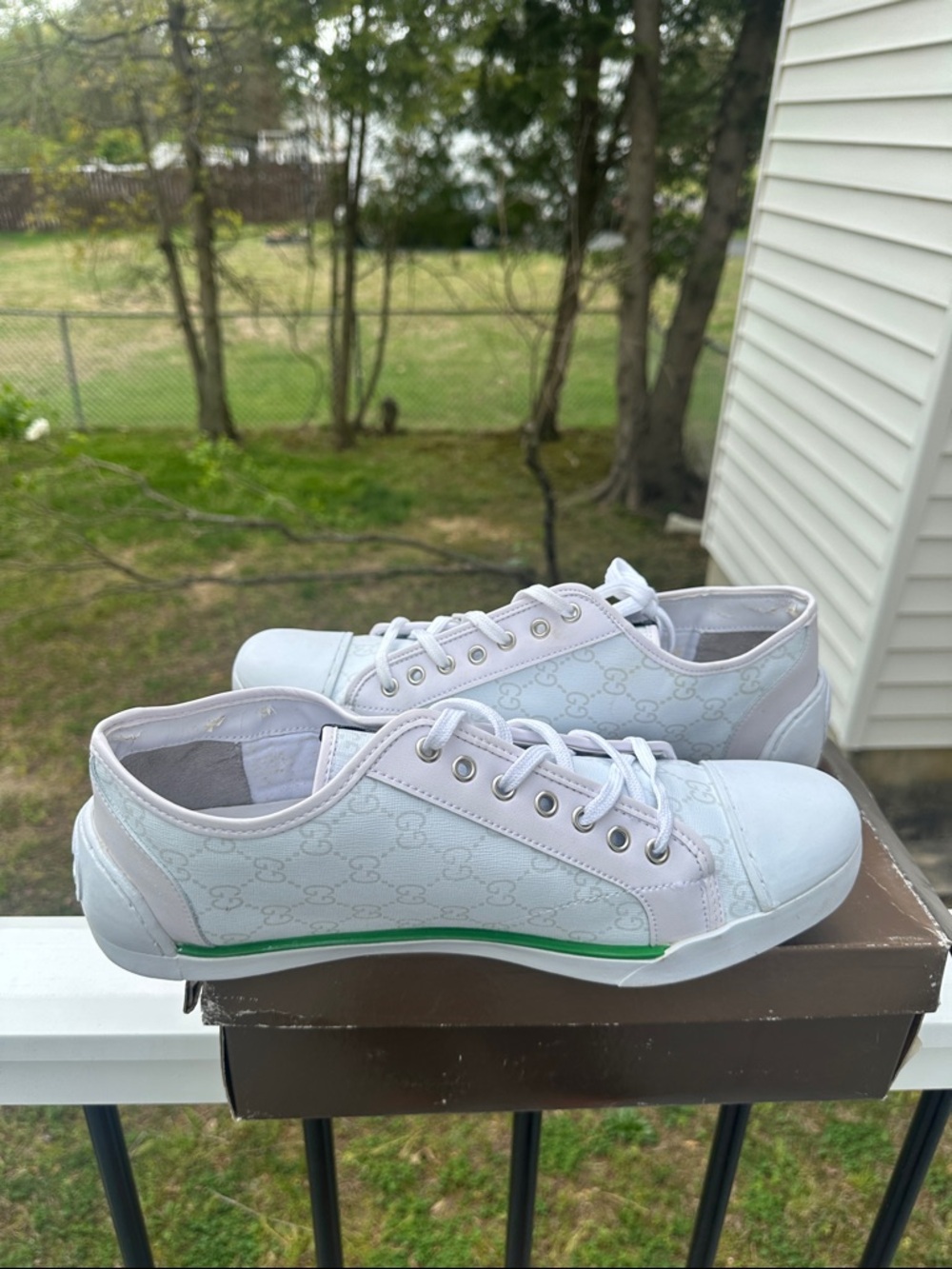 Gucci Monogram Sneakers 191397 - Picture 10 of 16